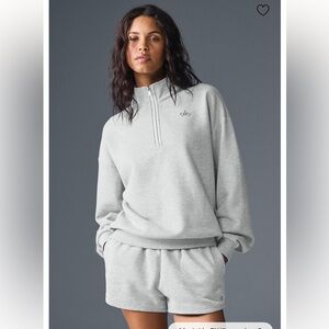 NWOT ALO - Accolade 1/4 zip - athletic heather grey - size L